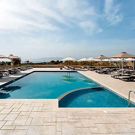 Evripus Hotel Naxos City